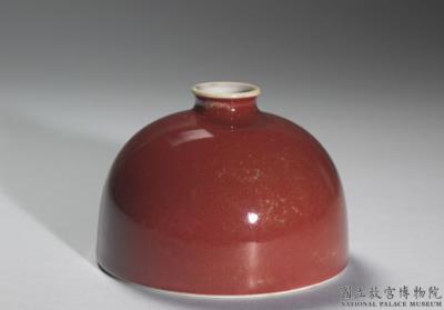 图片[2]-Flat bulbous vase with red glaze, Qing dynasty, Kangxi reign (1662-1722)-China Archive